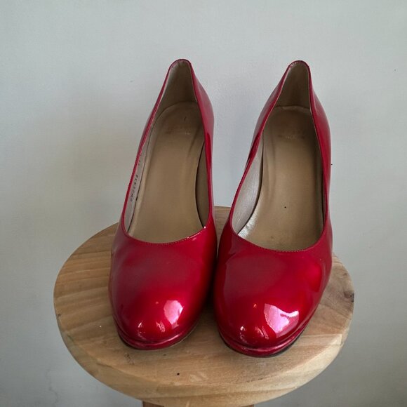 Stuart Weitzman Size 11 Patent Red Ladies Shoes - Picture 3 of 8